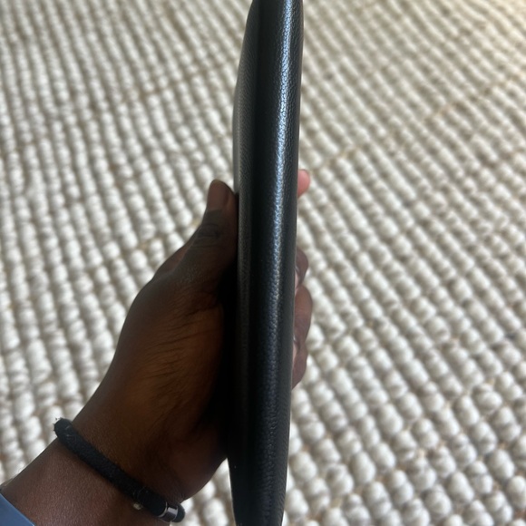 Preloved Saint Laurent continental wallet available - Picture 7 of 7